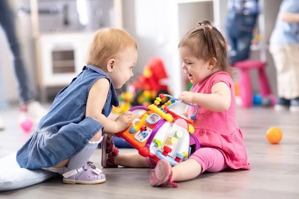 Tiêu chí cần xem xét khi chọn đồ chơi cho trẻ
